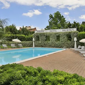 Savoia Regency 4*, Bolonha Itália